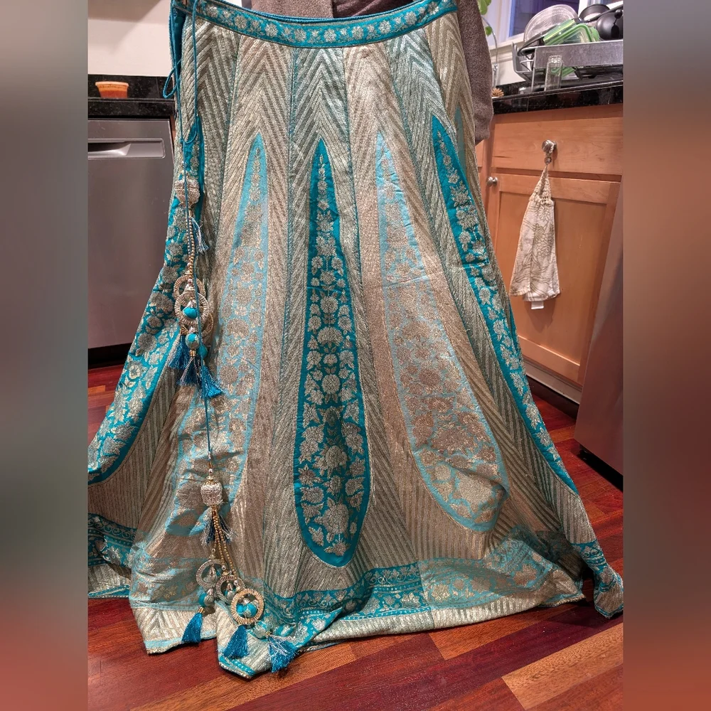 Aqua Banarasi Weave Lehenga Choli - Picture 2 of 8